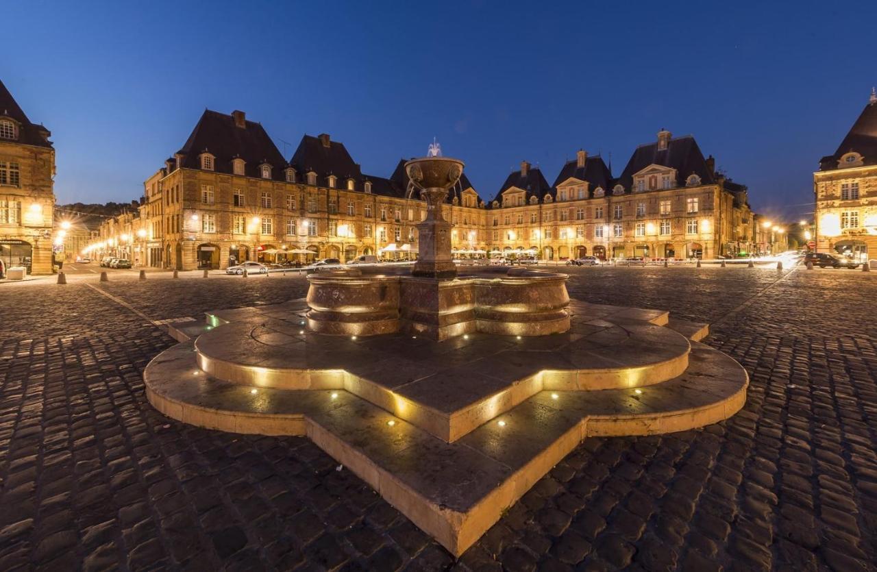 Budget Appart Avec Parking Au Centre-Ville Charleville-Mézières Kültér fotó